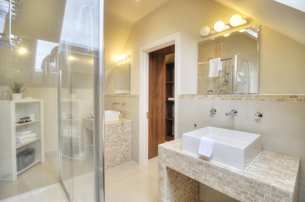 Lakeview Lodge B&B 블레싱턴 객실 사진